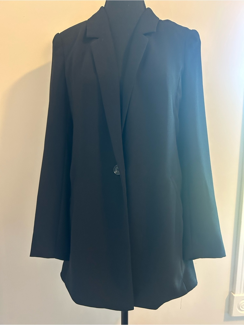 Vince Camuto Fitted Black Single-Button Women's Blazer